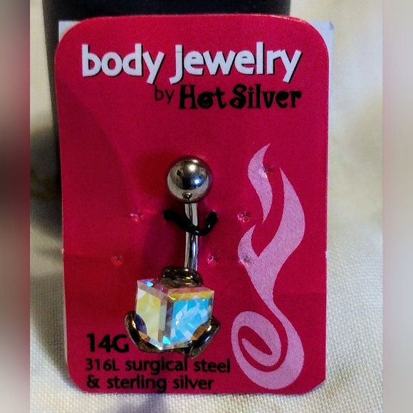 2 Belly Button Rings - Picture 2 of 3